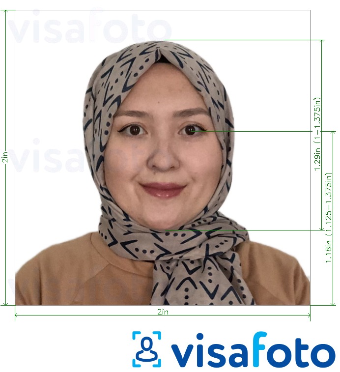 Przykład zdjęcia dla Paszport Indonezji 51x51 mm (2x2 cala) białe tło z podaniem dokładnego rozmiaru.